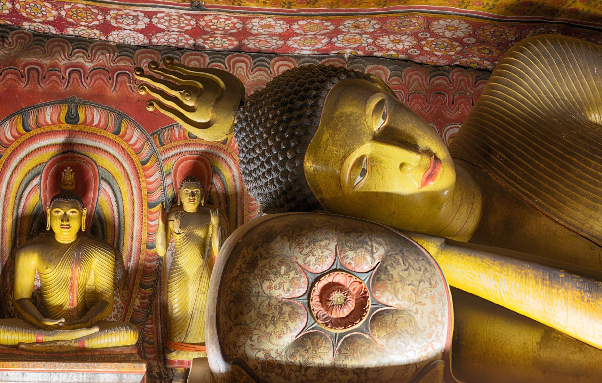 Dambulla Cave Temple - Gallery 1